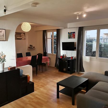 Big Ground Floor 2 Bedrooms Flat In A Quiet Building & Neighborghood Marselha Exterior foto